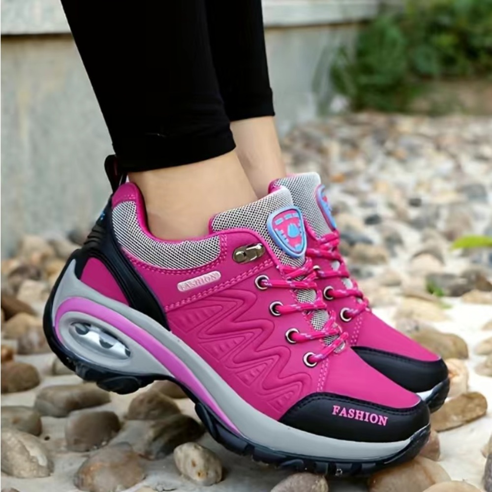 Women’s out door non-slip hiking shoes.